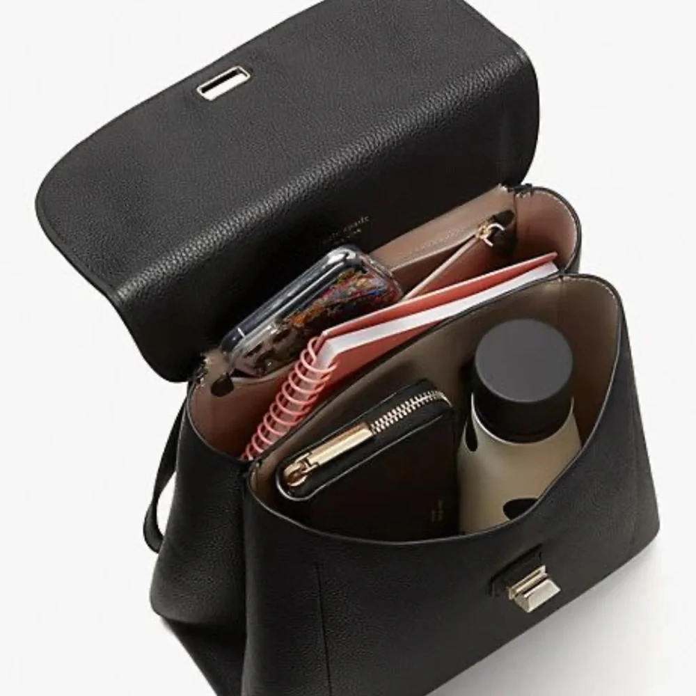 Kate Spade Essential medium backpack. - Picture 3 of 12